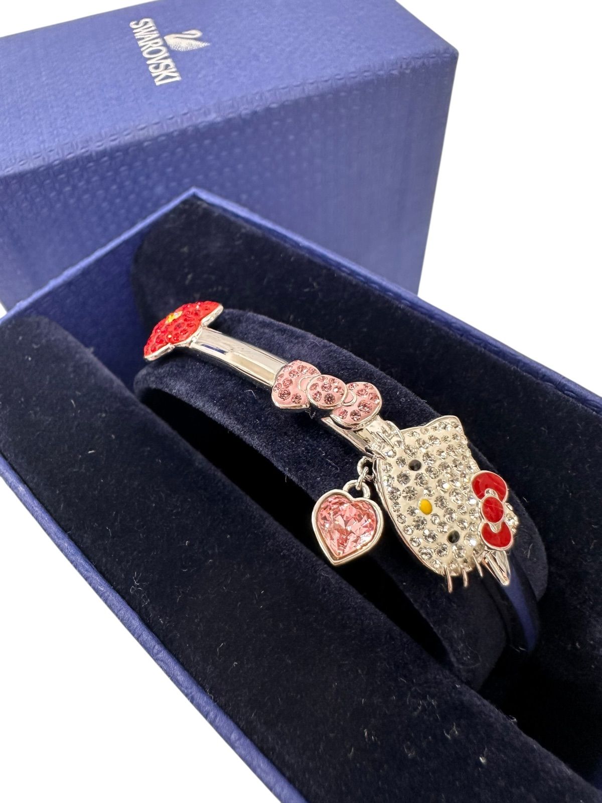 SWAROVSKI スワロフスキー HELLOKITTY ハローキティ コラボバングル
