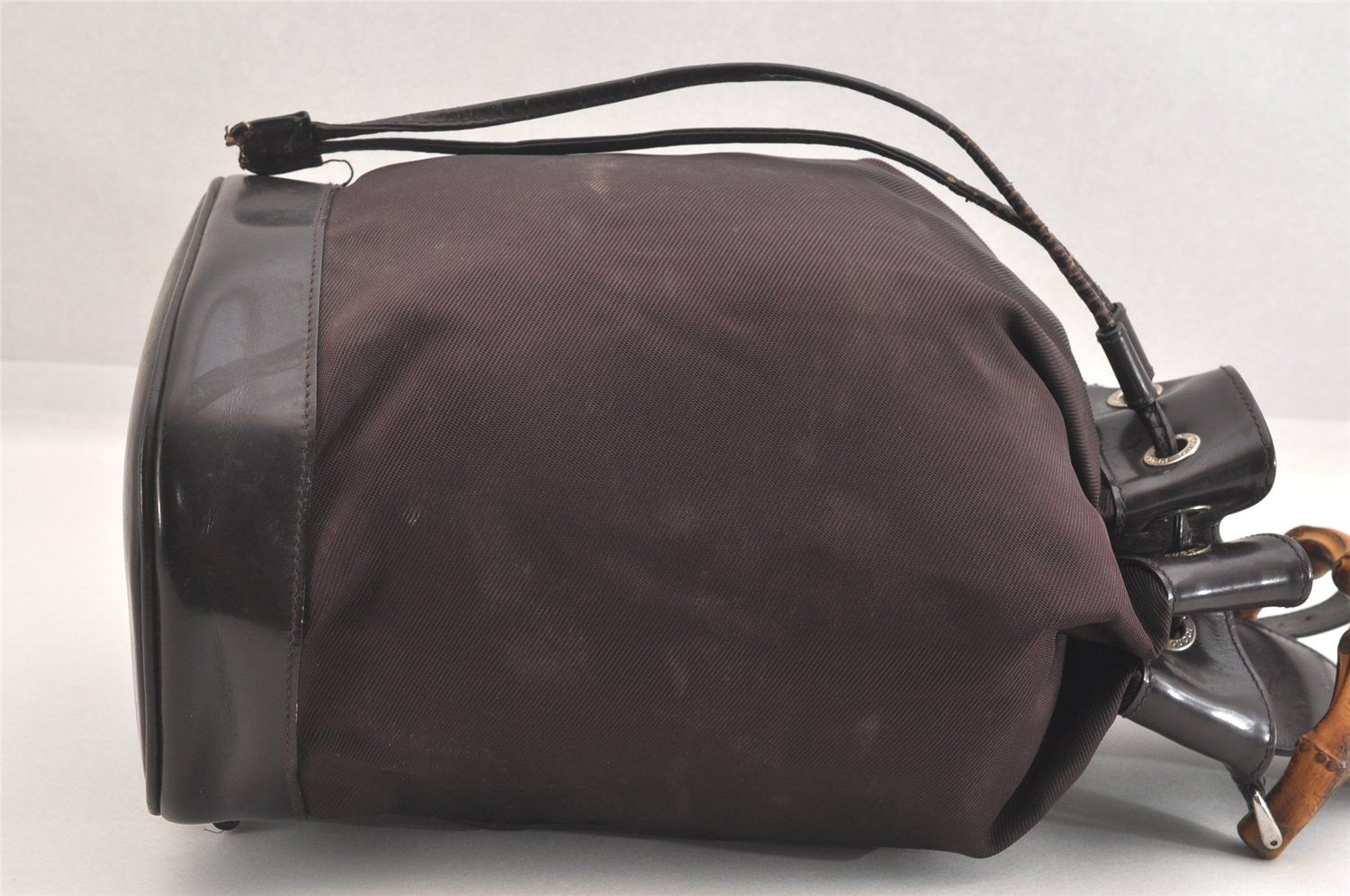 ショルダーバッグ ナイロン