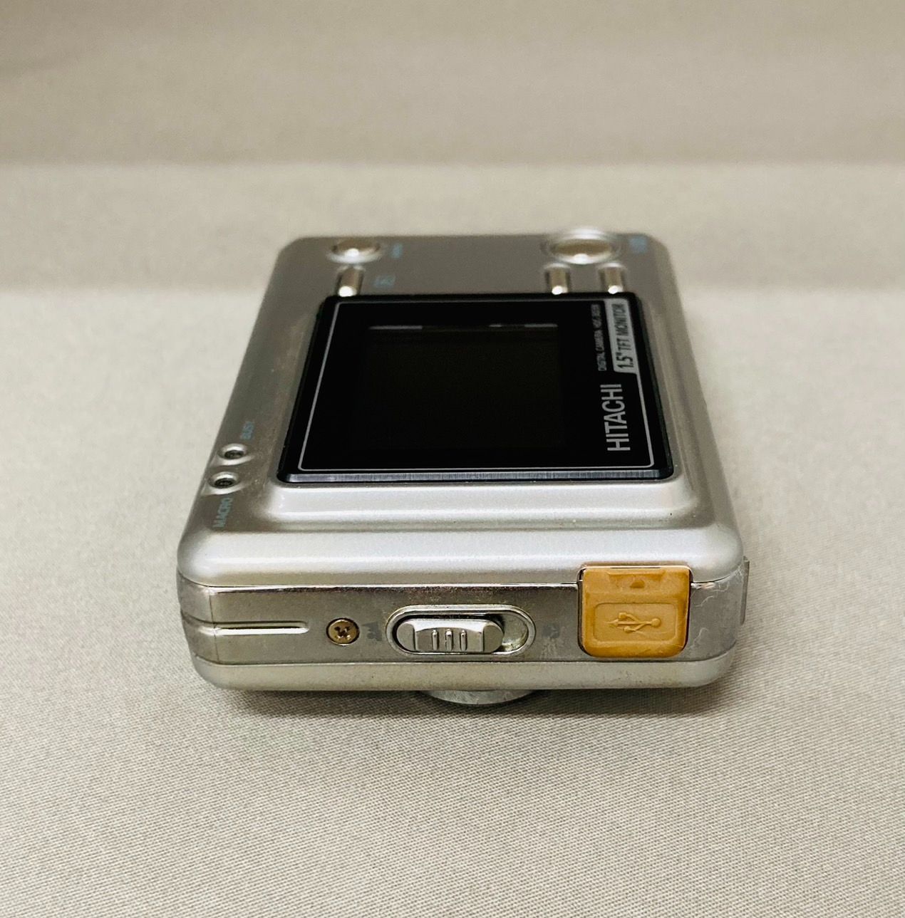 美品　レアHITACHI HDC-401 単3電池駆動 コンパクトデジタルカメラ 110円デジカメ『i.mega HDC-401』作例 - フォト・ディレッタント
