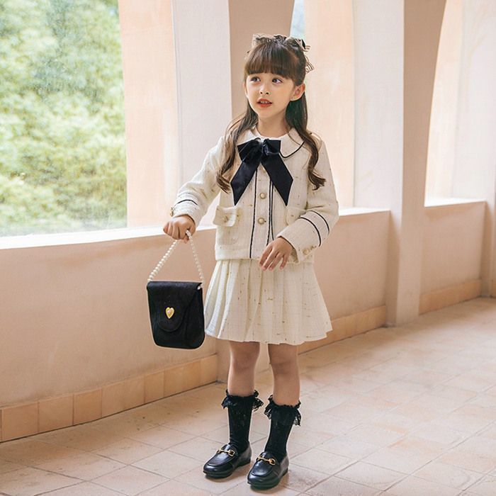 女の子