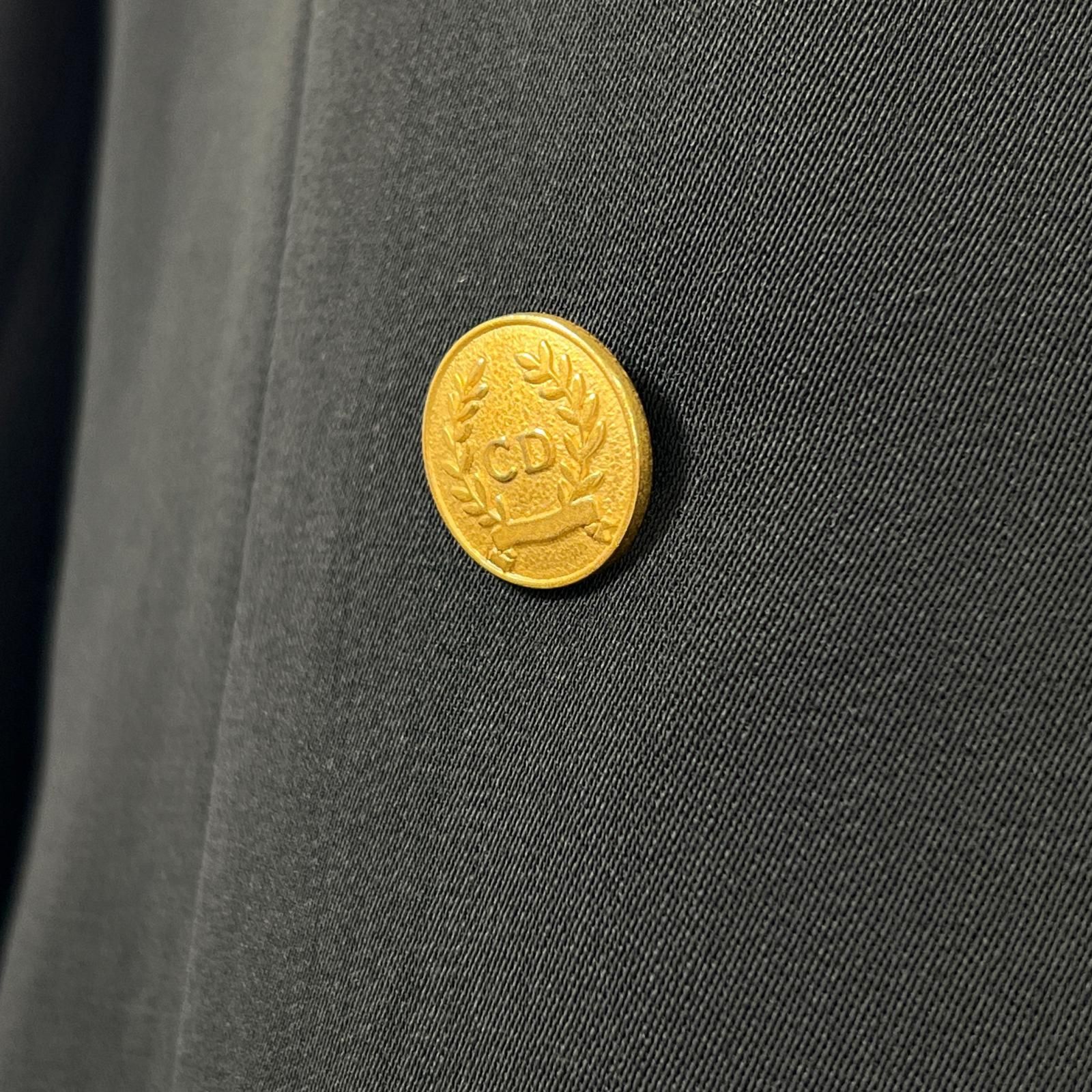 ディオール CDロゴ金ボタン テーラードジャケット ダブルブレスト ビンテージ ディオール CDロゴ金ボタン テーラードジャケット ダブルブレスト