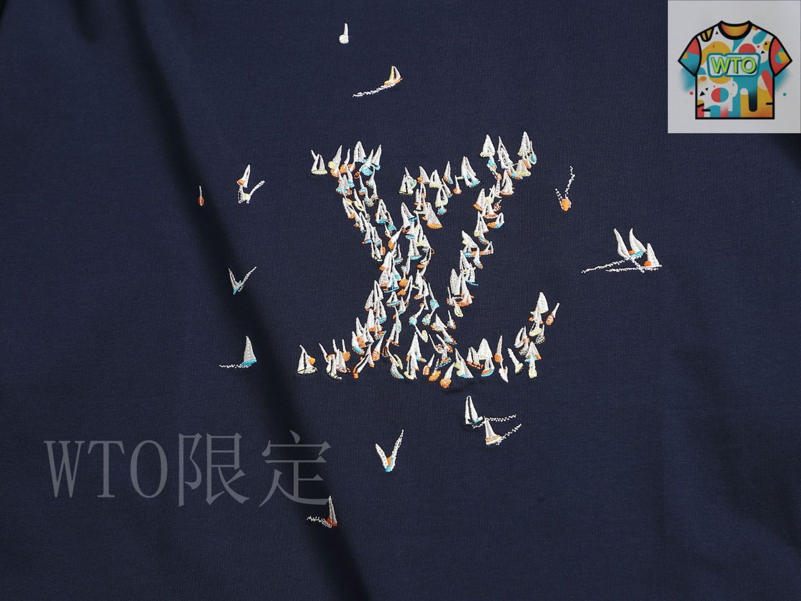 【繊細なヨットの刺繍がアクセントに◎】ルイヴィトン★フーディ 今日特価】Louis Vuitton ルイヴィトン 1V ヨットロゴ刺繍 T