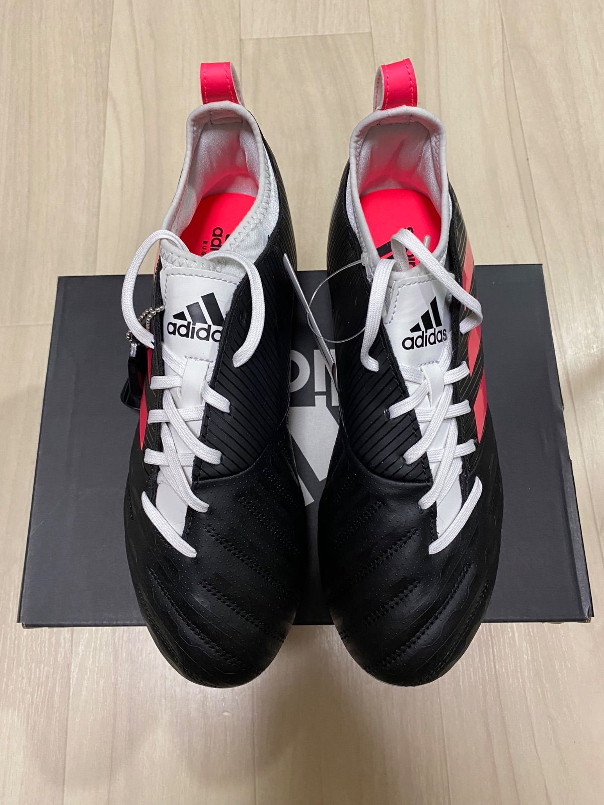 アディダス プレデターマライス FG adidas プレデターマライス FG ピンク ラグビースパイク