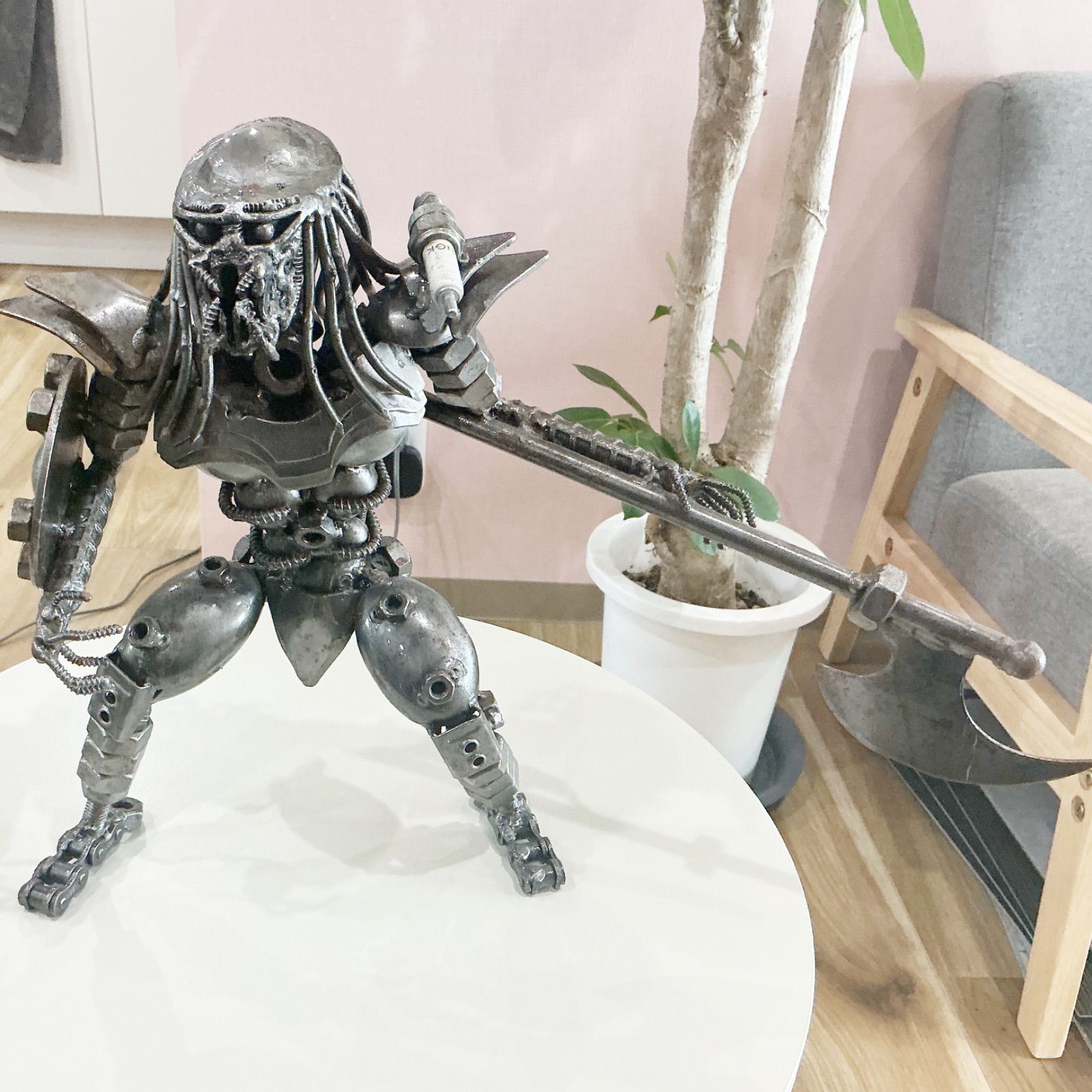 プレデター風 鉄スクラップアートフィギュア」