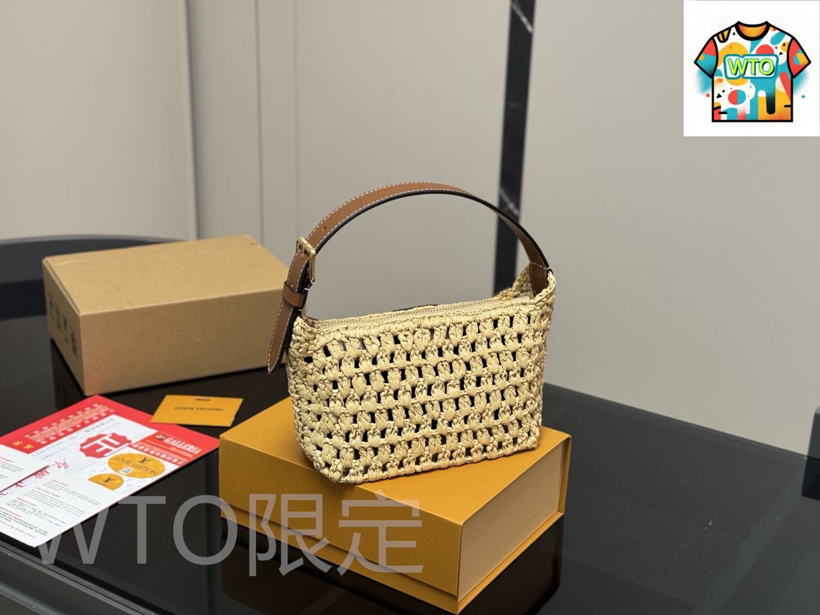 14500円→10500円へ値下げ済み！VUITTON 箱＆保存袋つき 今日WTO】LV ルイヴィトン 新作 ランチボックスバッグ レトロ