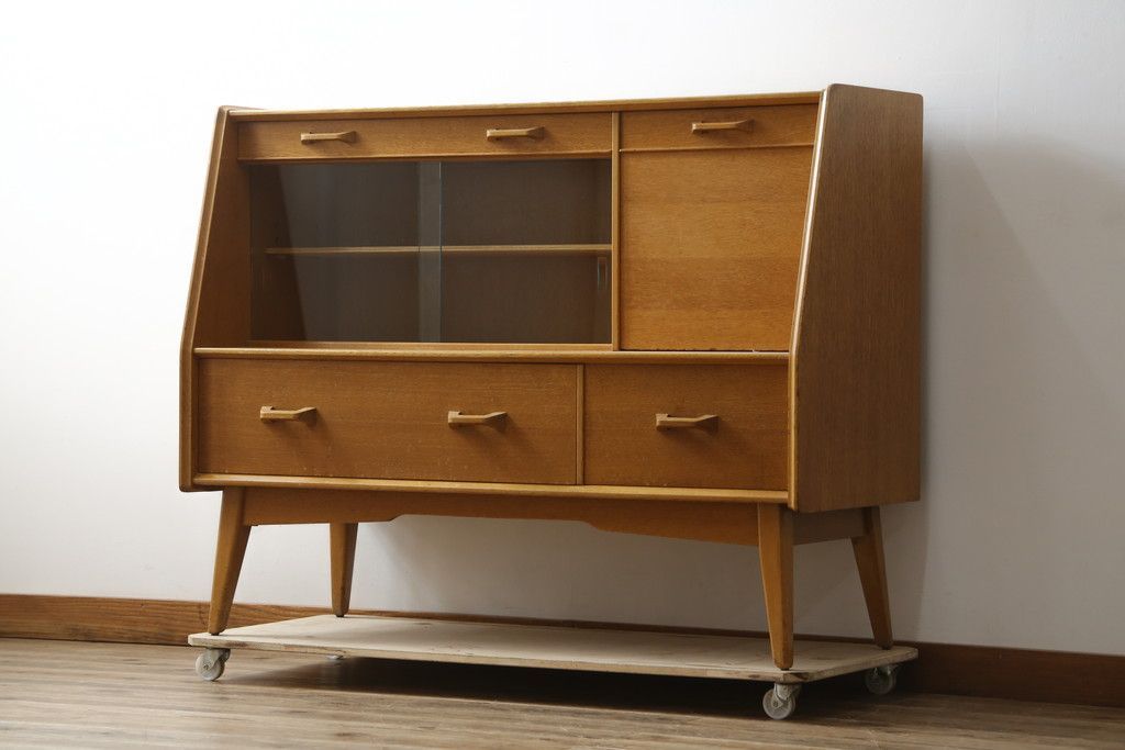 オールドカリモク ビンテージ 木製 キャビネット コロニアル 飾り棚