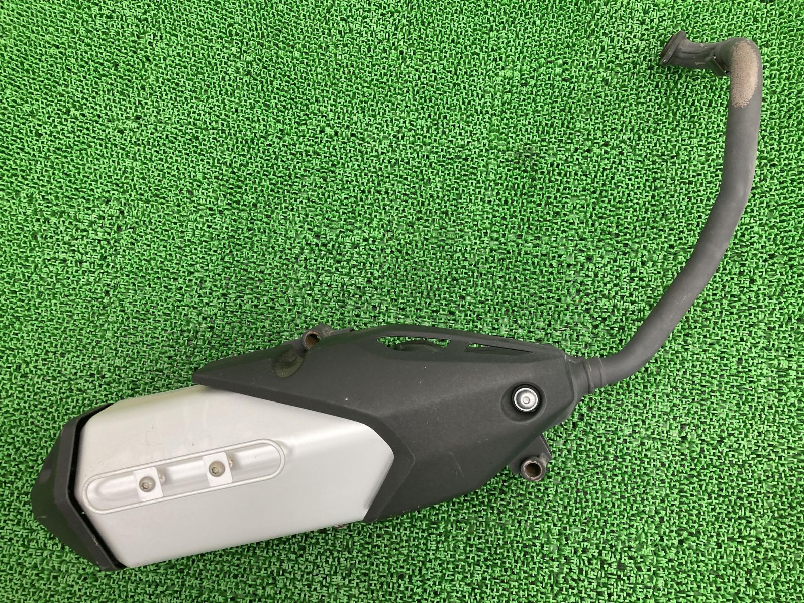 ADV150 マフラー K0W TH1 ホンダ 純正 中古 バイク 部品 KF38 ノーマル コケキズ無し 品薄 希少品 車検 Genuine