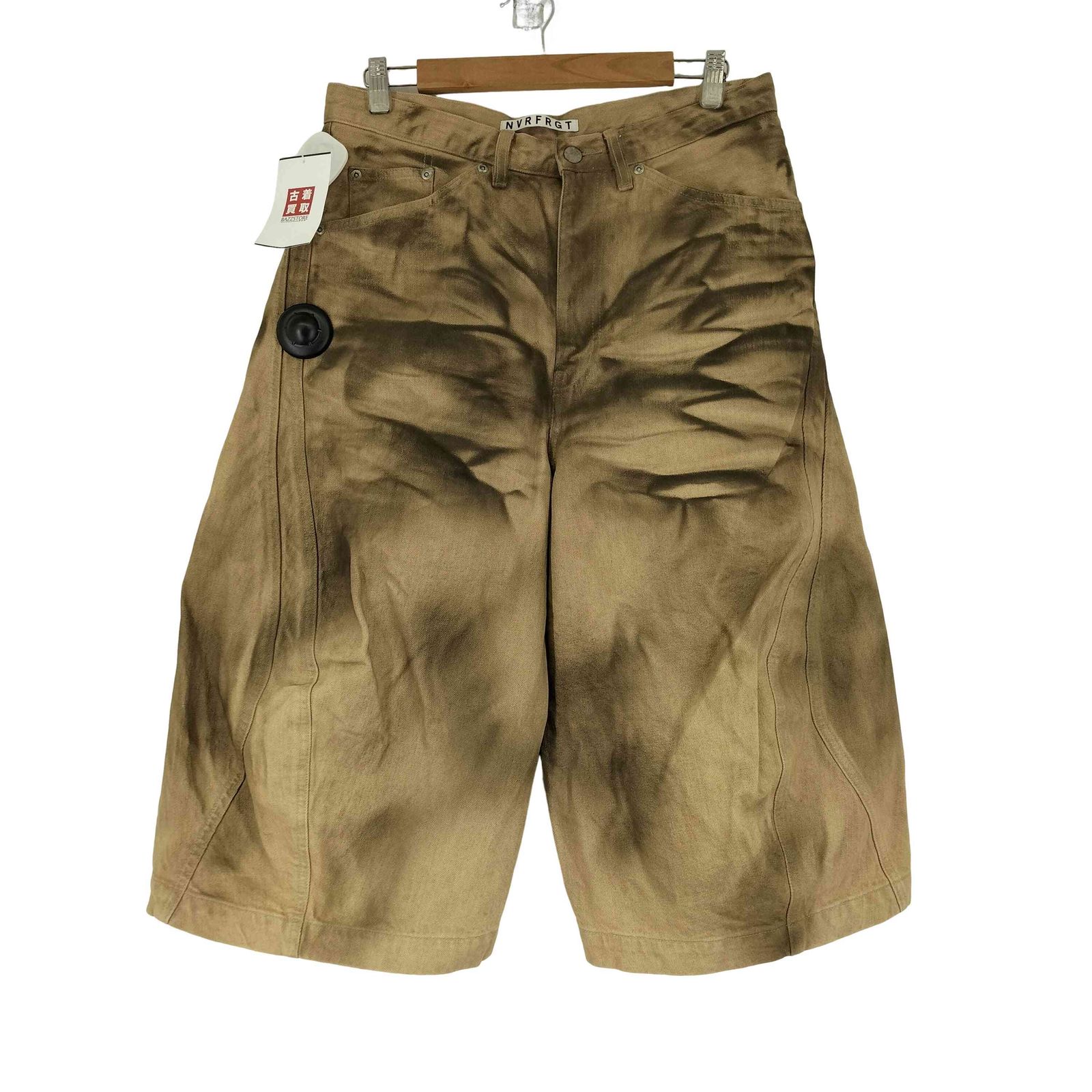 ネヴァーフォーゲット NVRFRGT 3D TWISTED JORTS メンズ JPN：2 - メルカリ