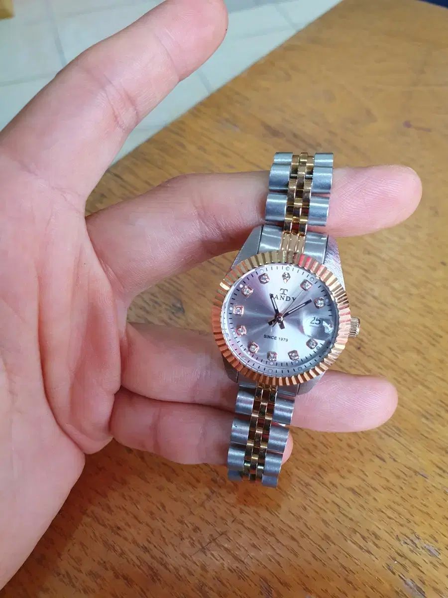 TANDY タンディ 女性 メタル 時計 ローズゴールド コンビ