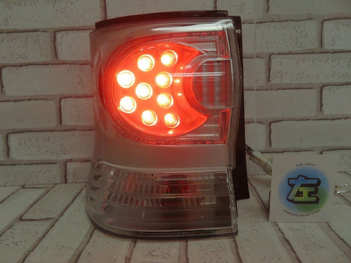 ダイハツ純正 タントカスタム L375S L385S 後期 LEDテール 左右