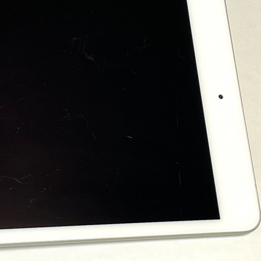 良品】iPad mini 第5世代 64GB セルラー au SIMフリー Wi-Fi+