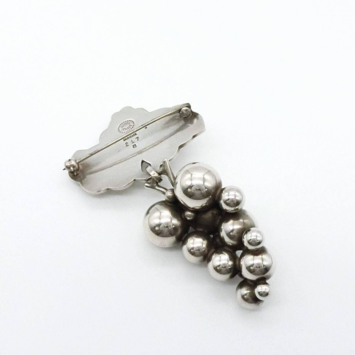 ジョージジェンセン Georg Jensen ムーンライトグレープ ブローチ 217B