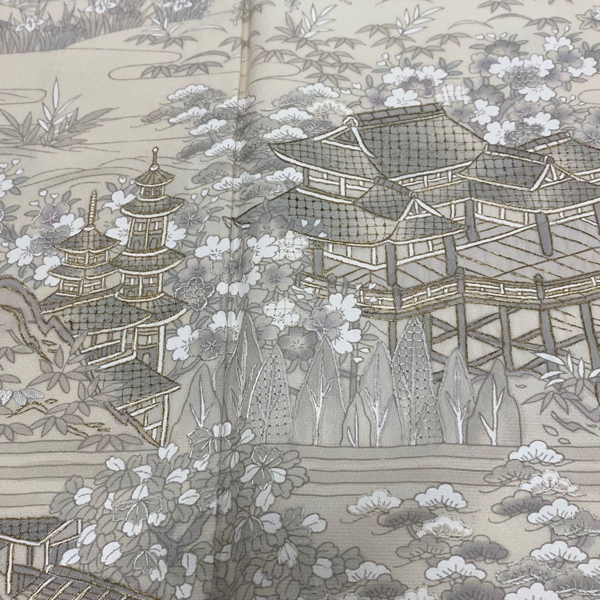 訪問着 身丈160.5cm 裄丈63cm S 袷 建物 松竹梅 金糸 刺繍 クリーム  