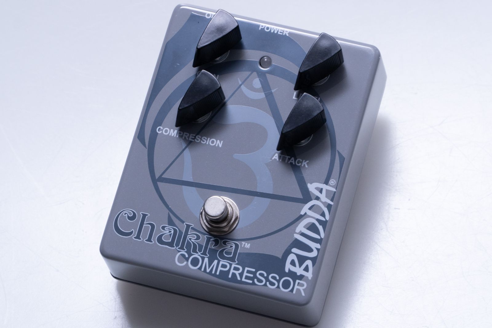 完売品BUDDA CHAKRA コンプレッサー　guitar bass COMP Amazon | BUDDA コンプレッサー エフェクター Chakra Compressor