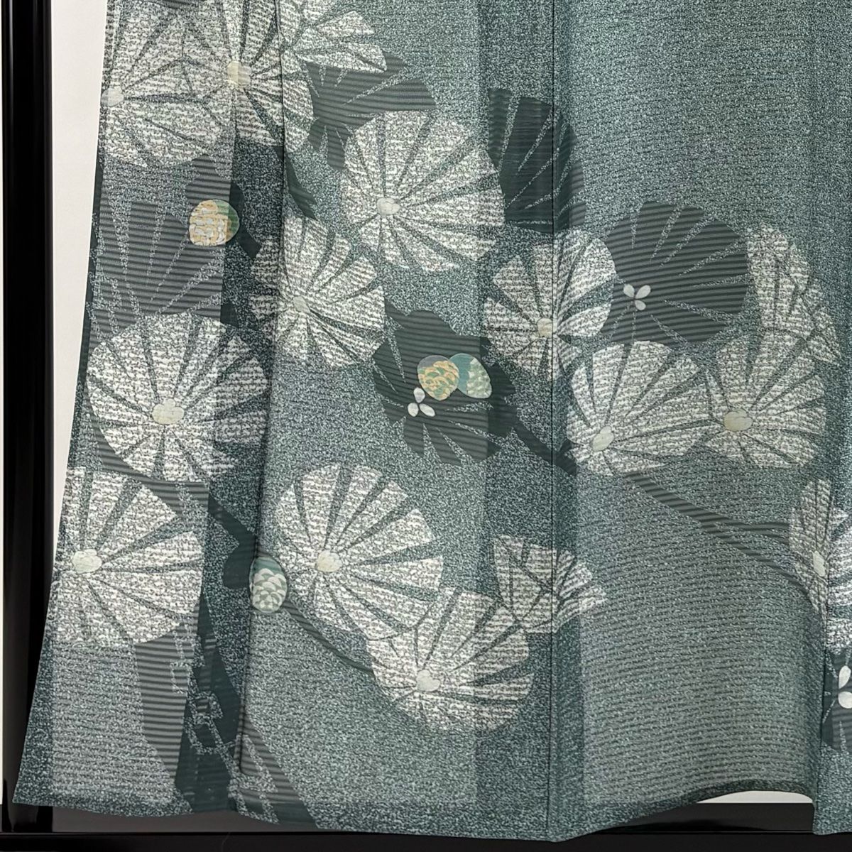 8424円から値引き中 着物 名品 袋帯 薄緑 草花 百合 金糸 箔 唐織 六通 正絹 8424円から値引き中 ◇ 着物 美品 名品 袋帯 薄緑 鳥喰い鳥