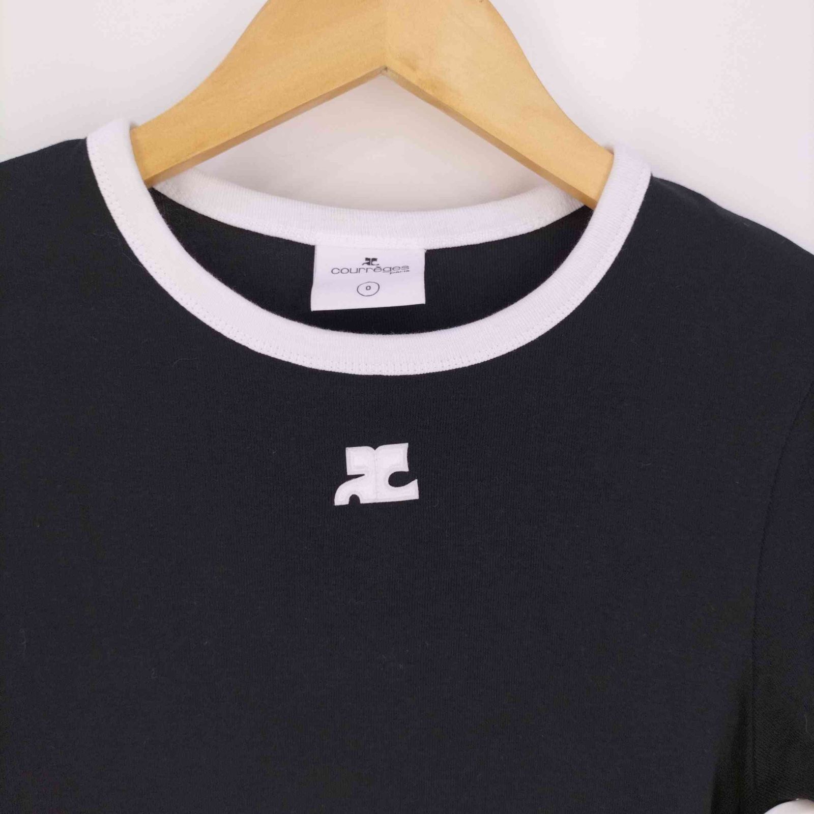 Courreges - courreges コットンリブコントラスト Tシャツ ロゴ ライトブルー M courreges コットンリブコントラスト Tシャツ ロゴ ライトブルー M