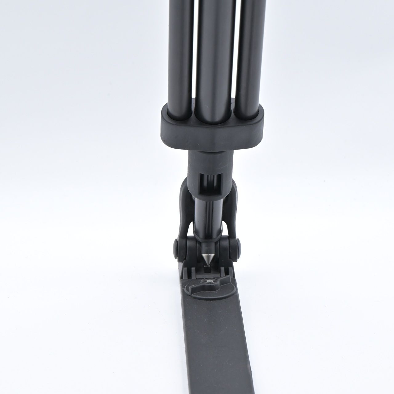  Sachtler ザハトラー FSB 8 T 2 D システムビデオ三脚 アクセサリ 三脚 カメラアクセサリー