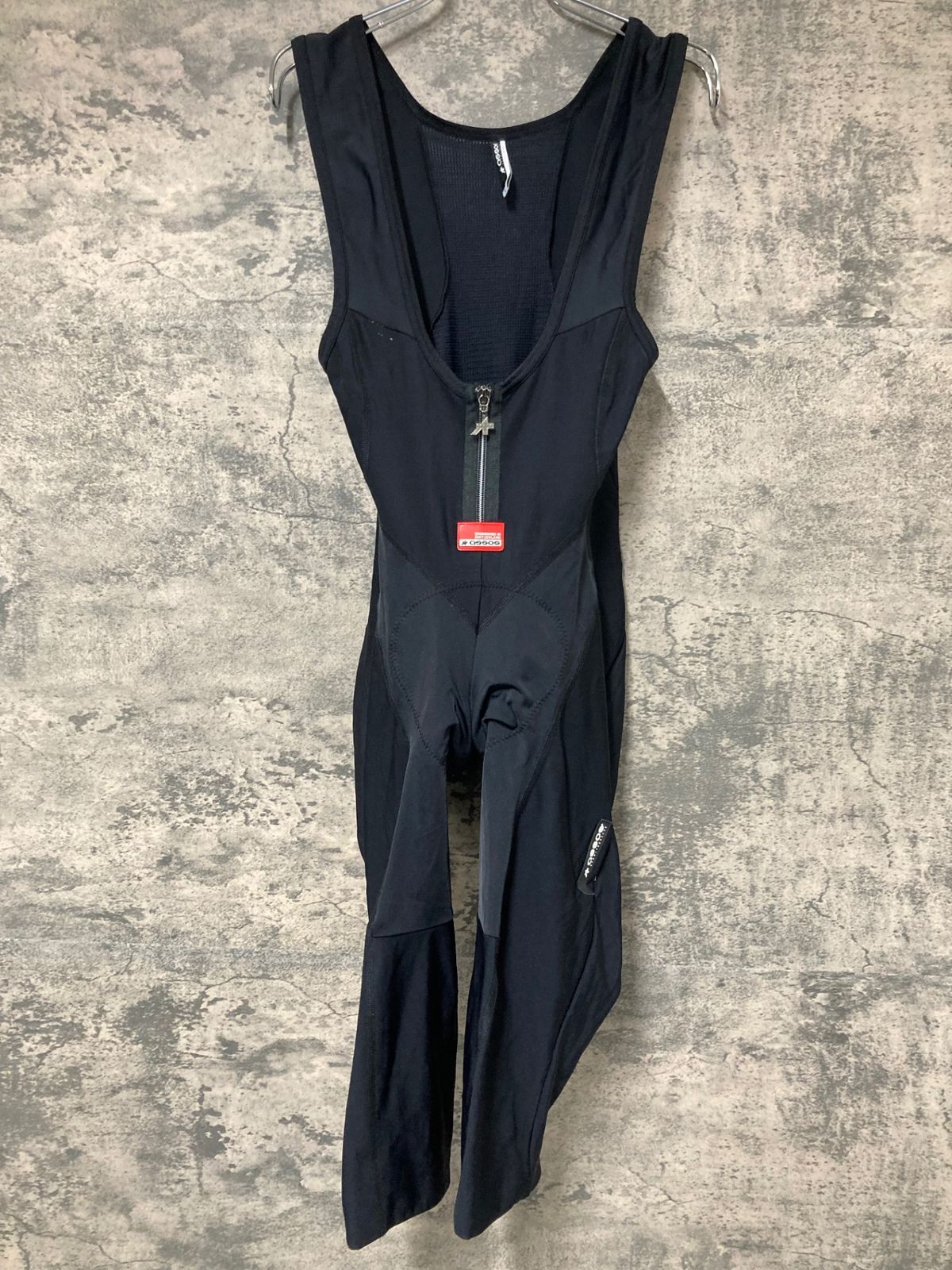 【未使用品】サルヴァトーレフェラガモ 23.5cm パンプス JE479 アソス assos ビブニッカー 黒 L 裏起毛