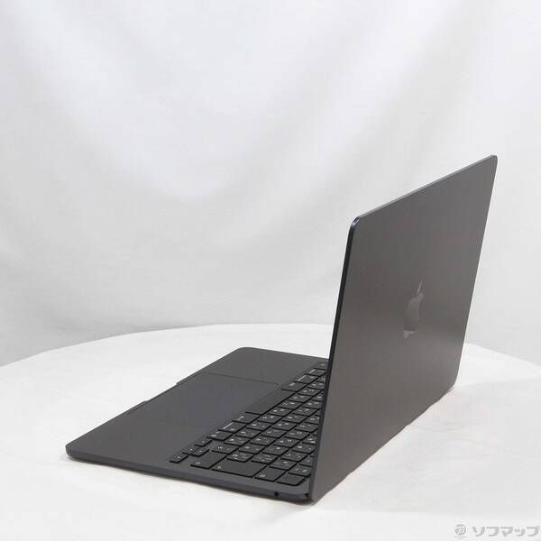 13.6-inch Early-2025