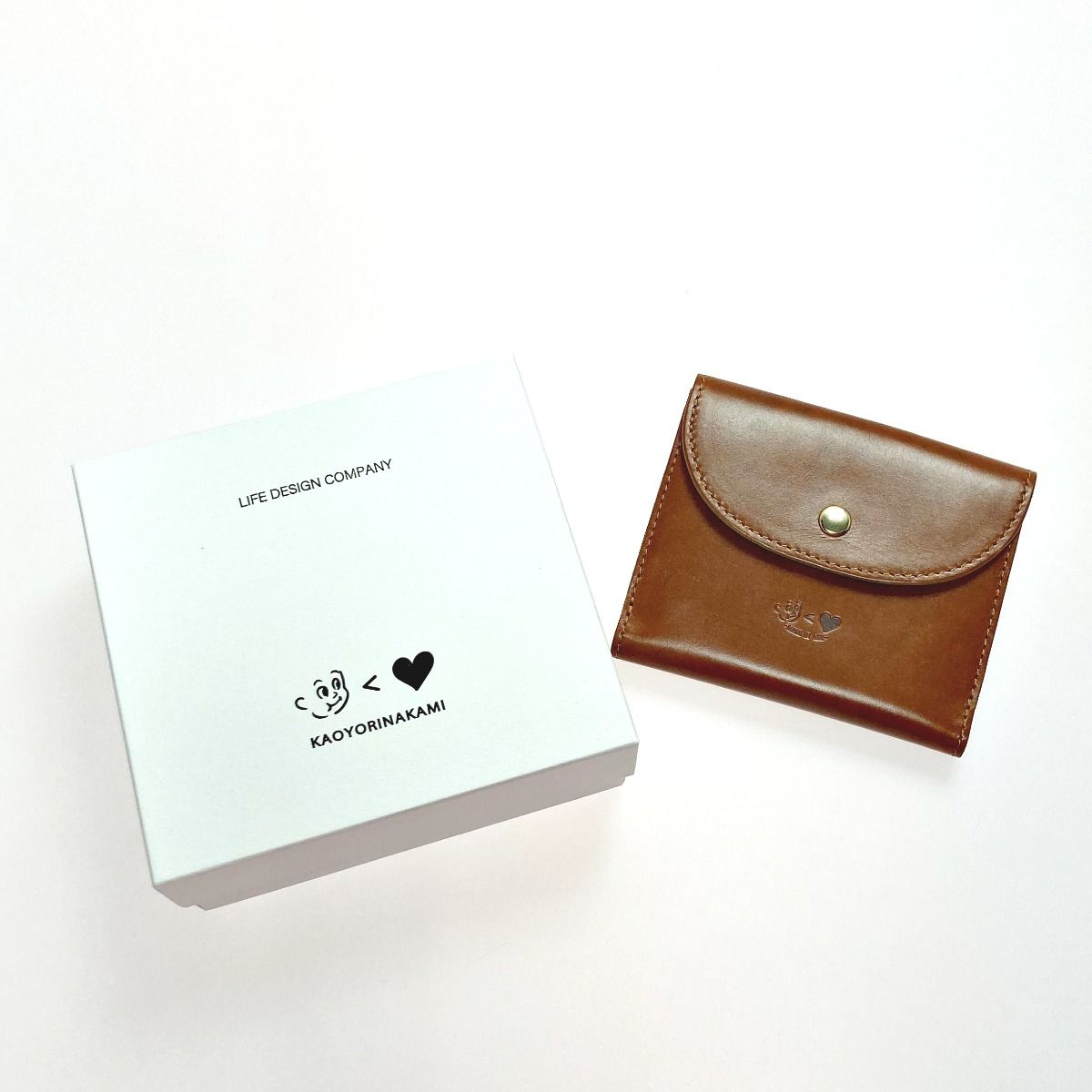 kaoyorinakami カオヨリナカミ 折り財布 ブラウン