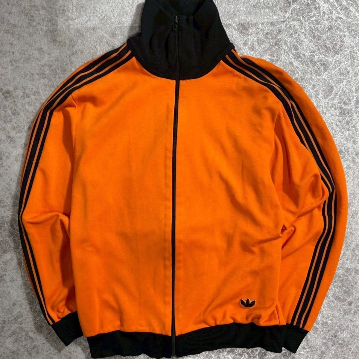 old adidas トラックジャケット デサント製 5 L相当 オレンジ×ブラック