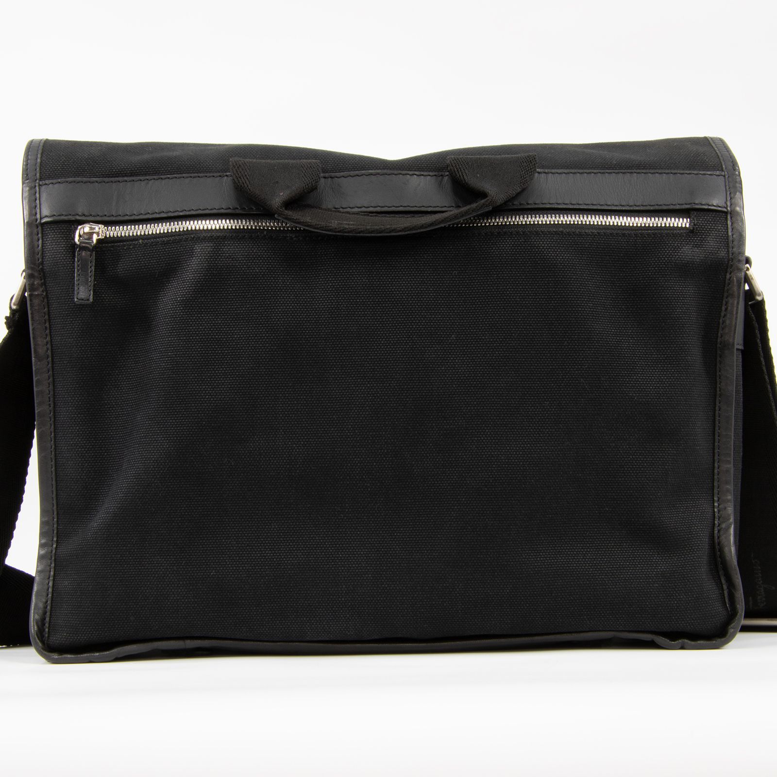 本物 送料無料 フェラガモ 2WAYショルダーバッグ ハンドバッグ  