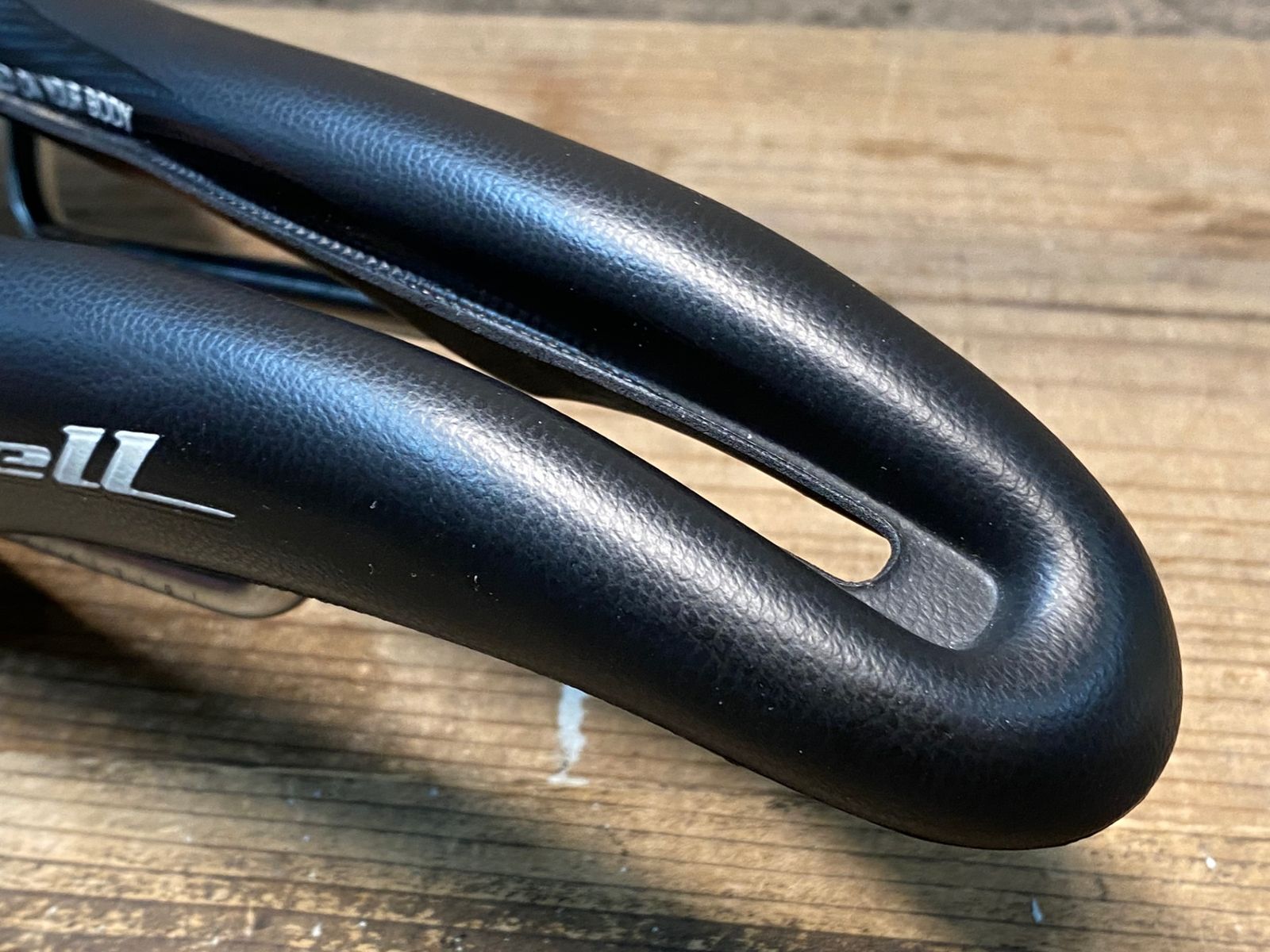 SELLE SMP HELL サドル 黒 SMP HELL｜ミズタニ自転車株式会社