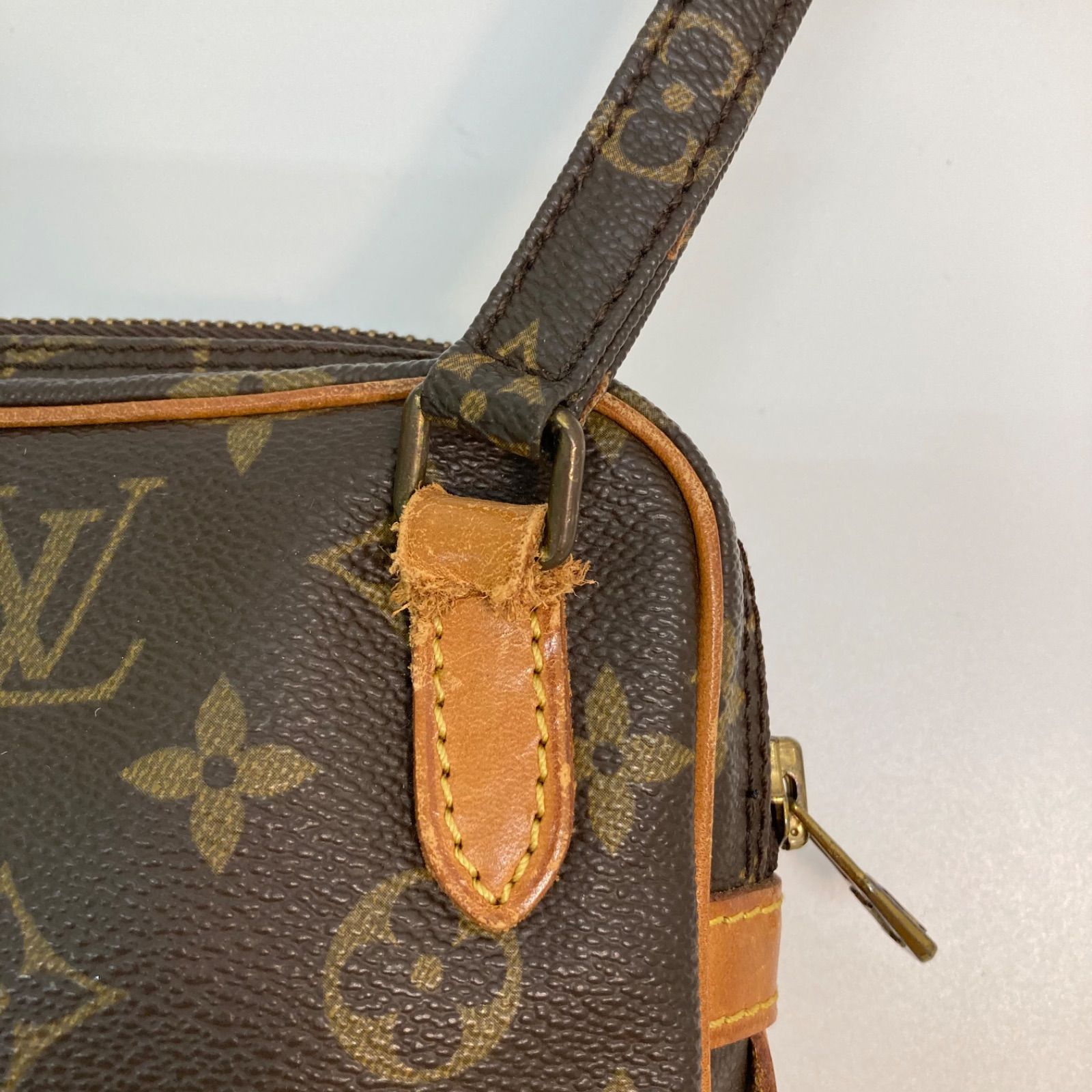 LOUIS VUITTON モノグラム マルリーバンドリエール A28 ハンドバッグ