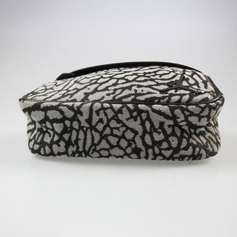 姫路東店】 中古 NIKE | ナイキ ショルダーバッグ IZON CAMERA BAG
