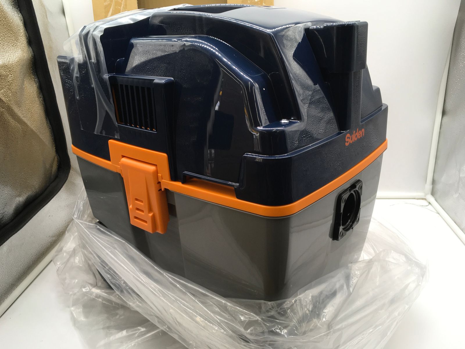 ♥ Suiden|スイデン 乾湿両用型クリーナー SAV-101PRO ITHPNPO72BVK エコツール岡崎インター店 M02