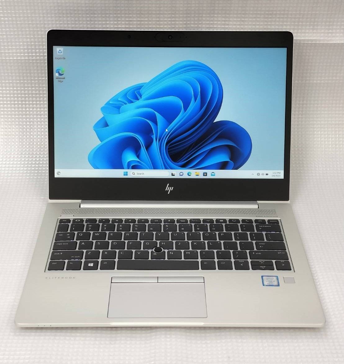 美品高スペックノートパソコン HP Elitebook 830 G5 Core-i7第8