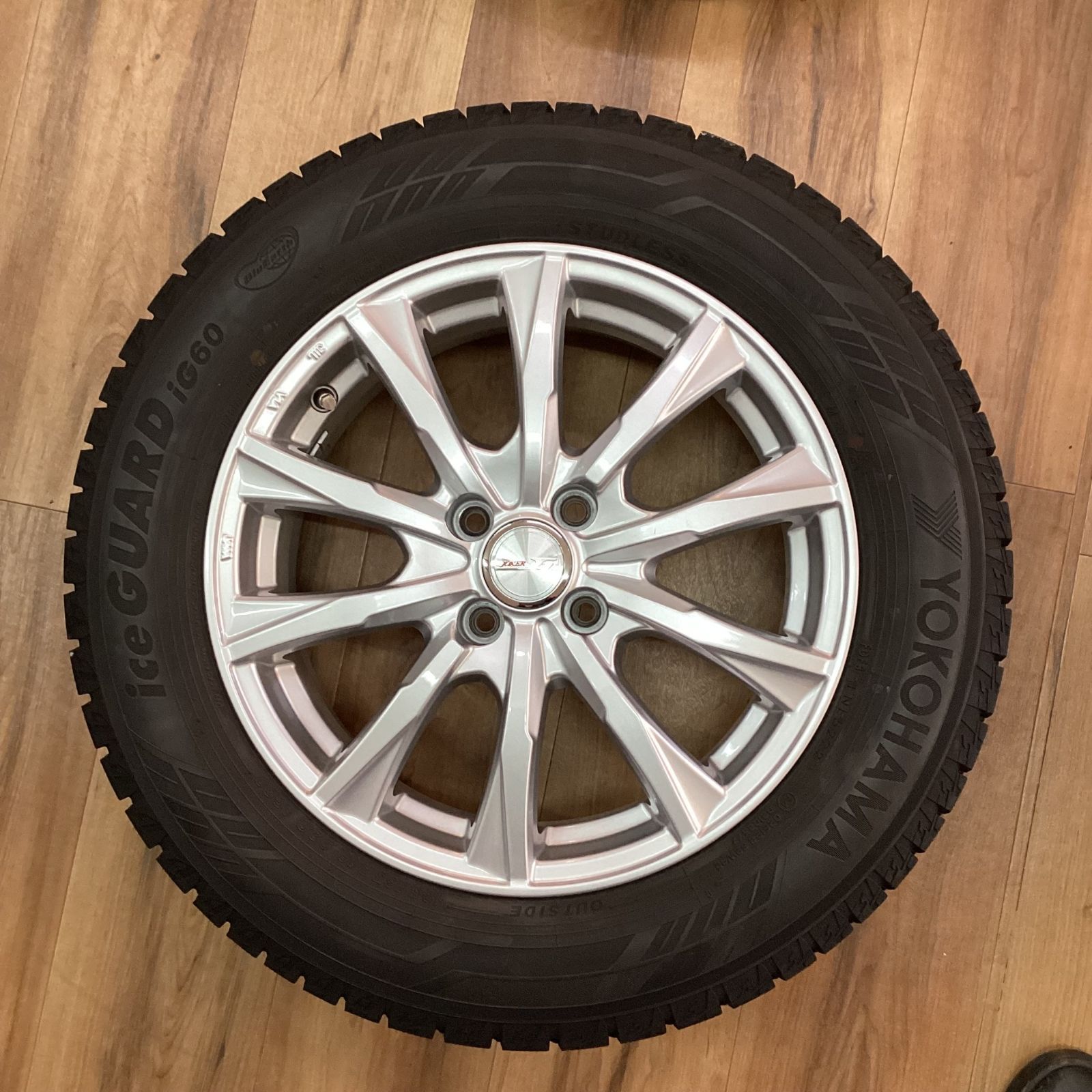 スタッドレスタイヤ+ホイールセット 195/65R16 ヨコハマ アイスガード 