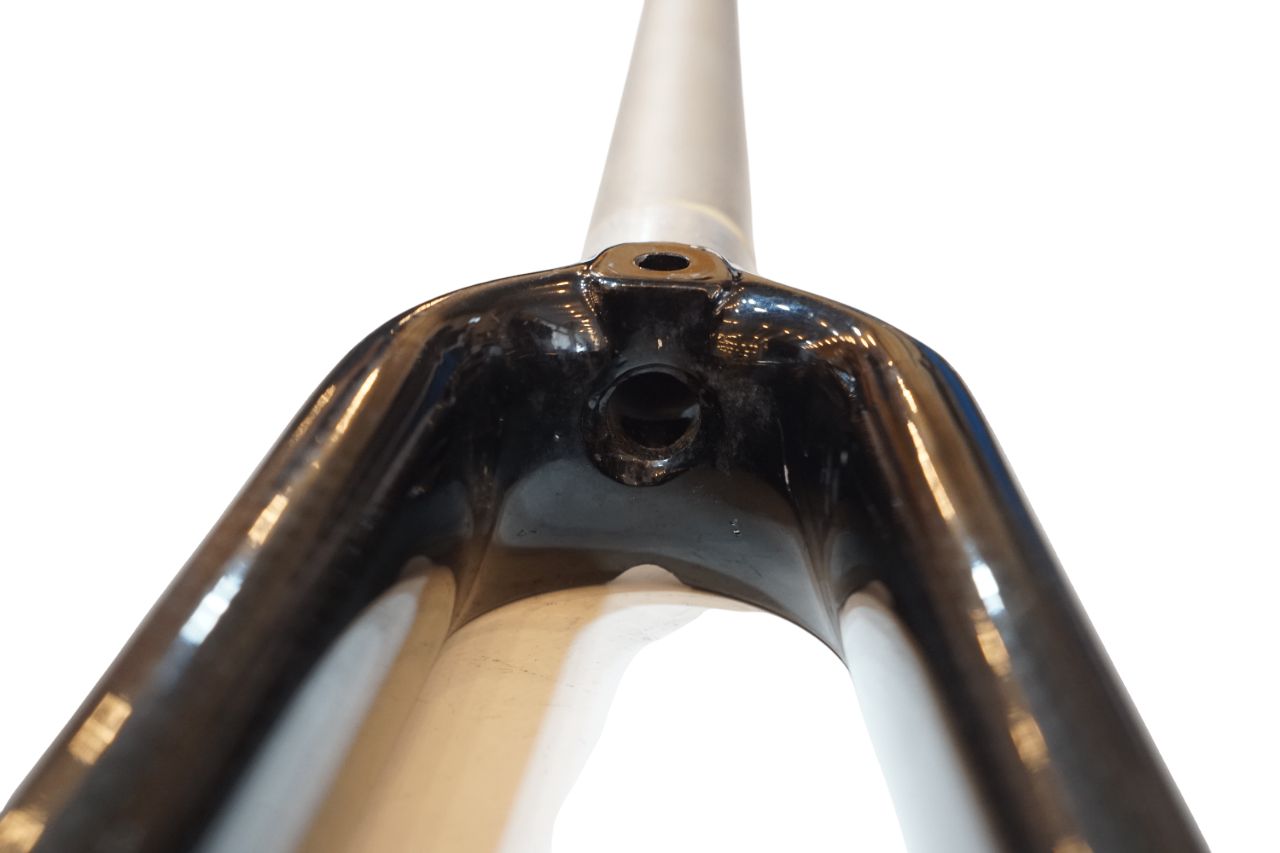 フロントフォーク