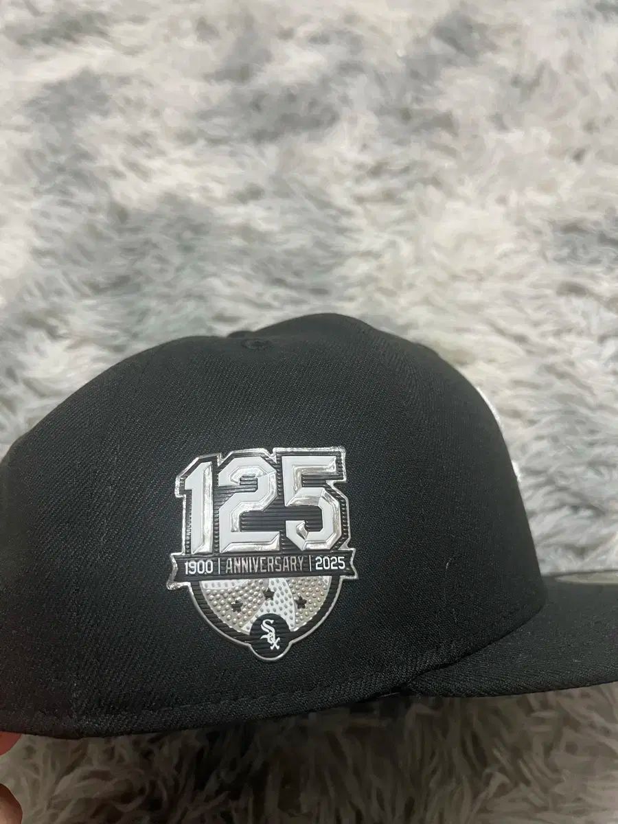 125