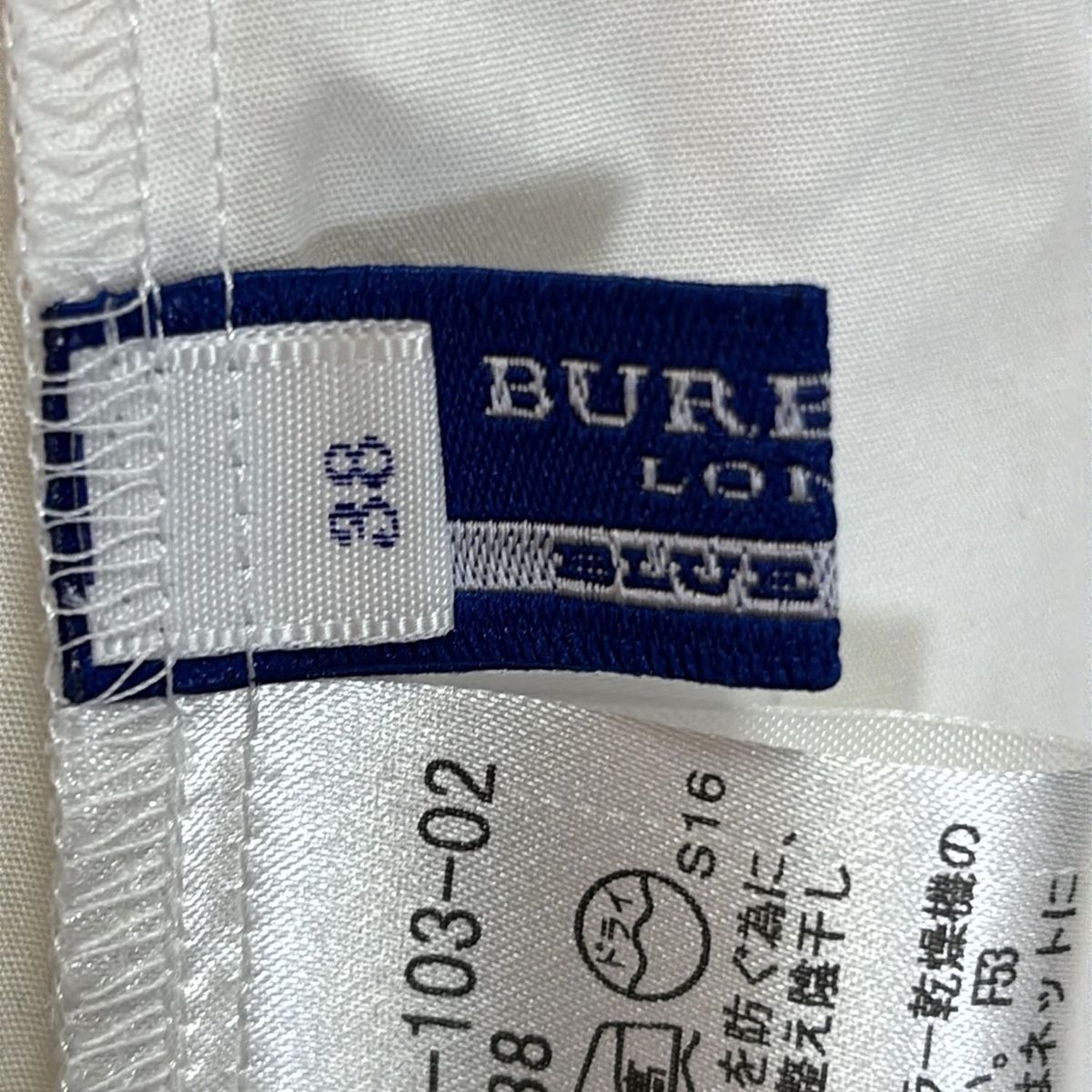 Burberry Blue Label(バーバリーブルーレーベル) 長袖シャツ