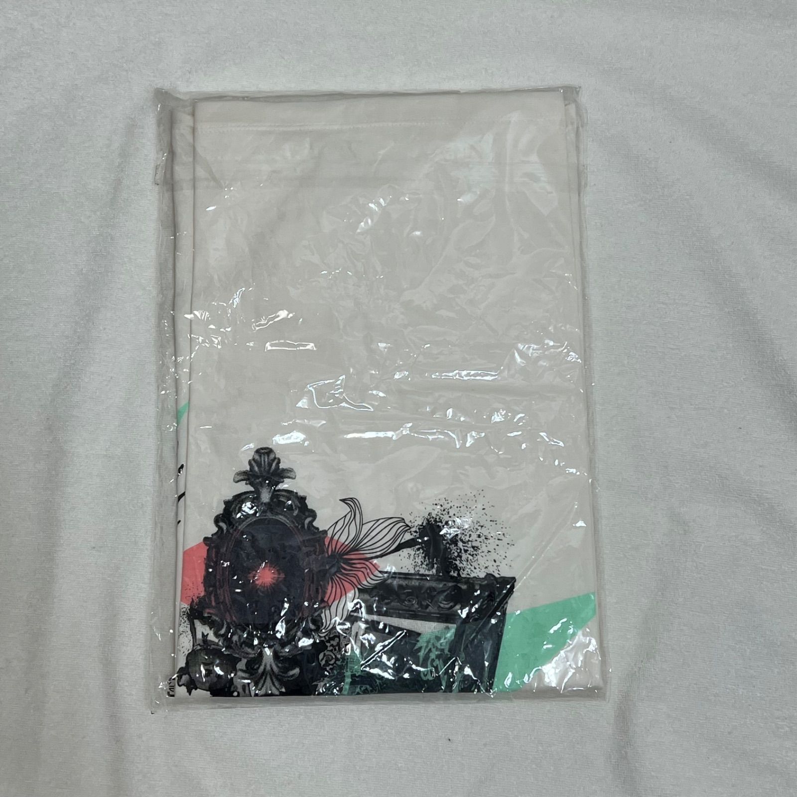 新品未開封！レア！吉井和哉限定コラボTシャツ TRUSS【新品、未使用】吉井和哉 Tシャツ ホワイト Mサイズ 「Flowers