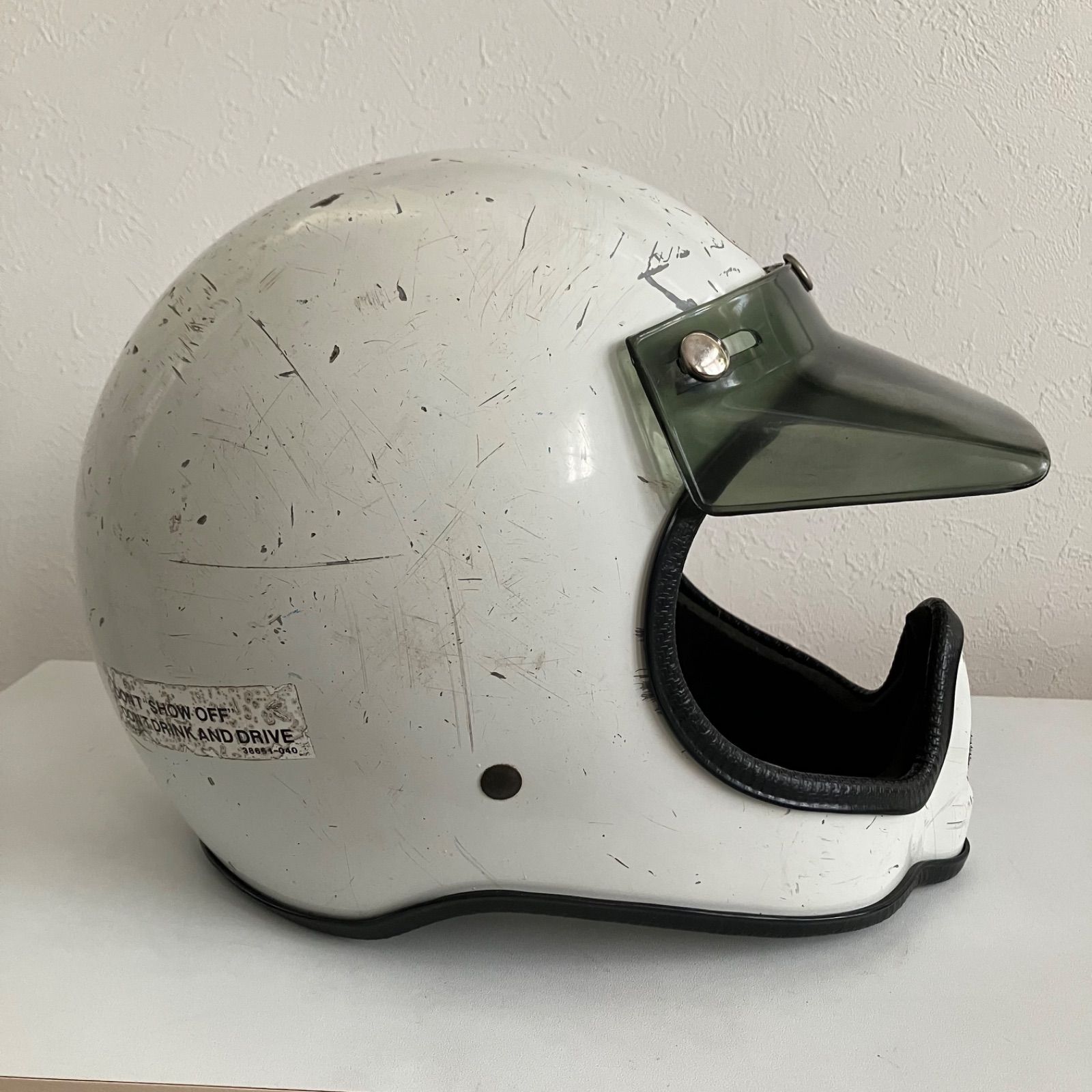 BELL MOTO III フルフェイスヘルメット復刻 ホワイト Amazon.com: Bell Moto Moto-3 Classic Gloss White Medium : Automotive