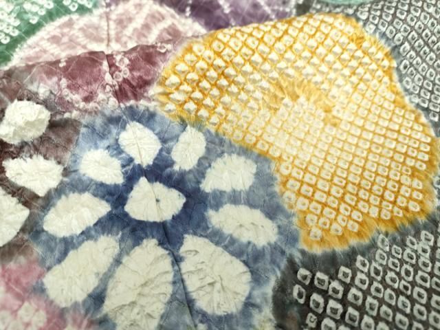 振袖 雲取り吉祥花文