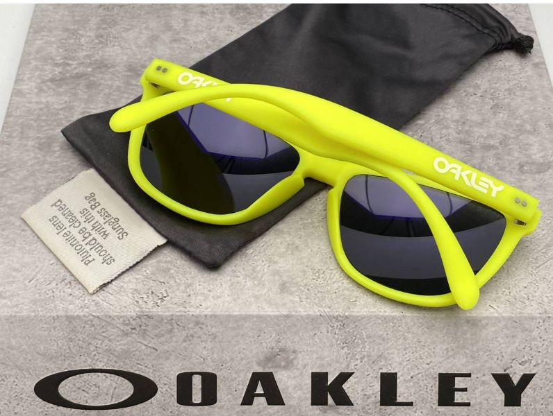 OAKLEY オークリー Frogskins フロッグスキン 初期ネオンイエロー 小物 