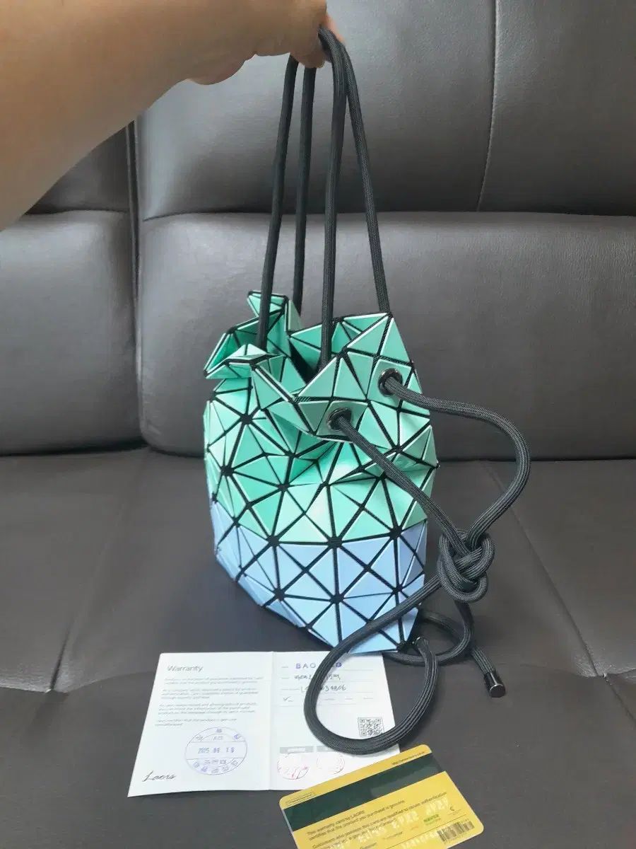 ISEI ミヤケバオバオクロスショルダーバッグ BAOBAO ISSEY