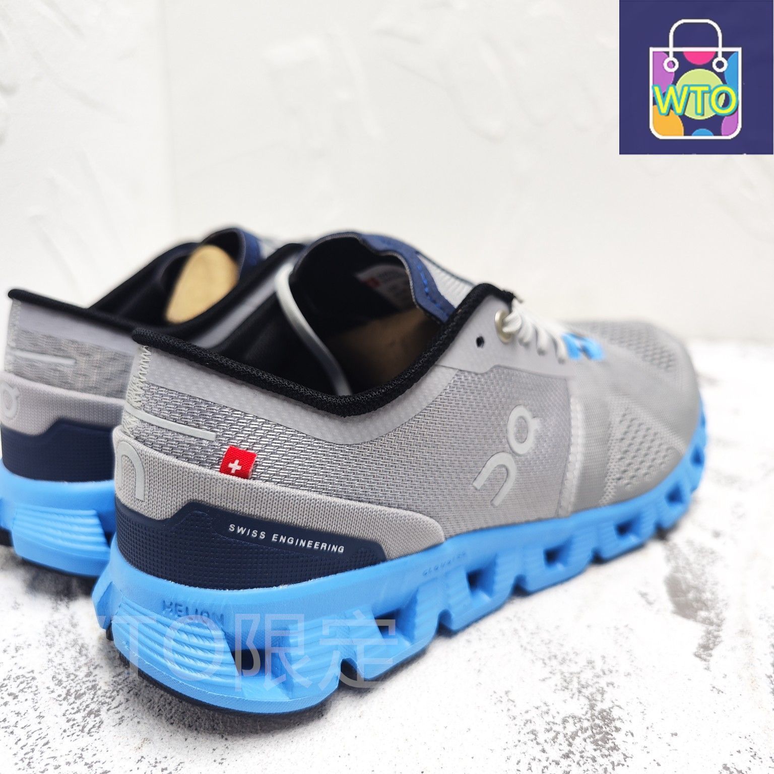 オンクラウド on クラウドXブルー UK9.5 cloud x Runners Pulse