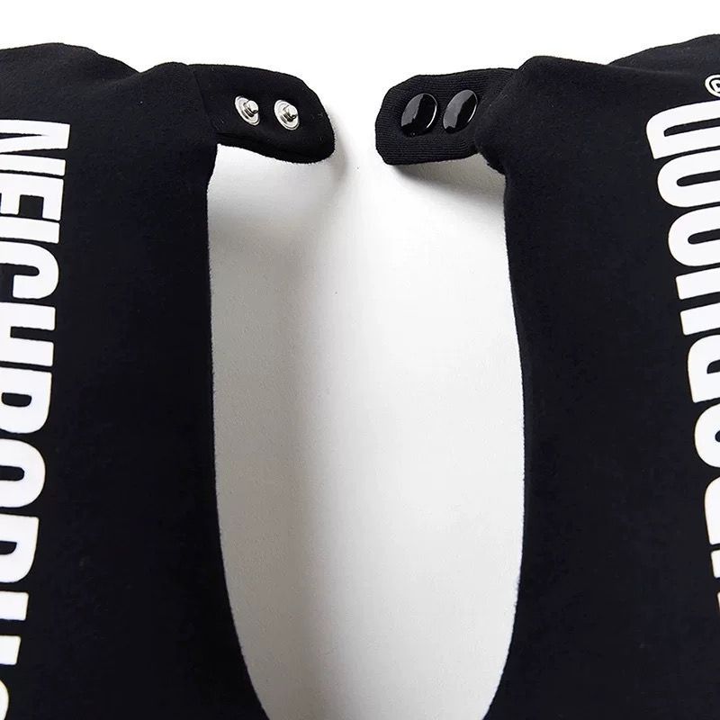 NEIGHBORHOOD LOGO NECK PILLOW ネイバーフッド クロ NEIGHBORHOOD(ネイバーフッド)｜LOGO NECK PILLOW｜正規通販取扱