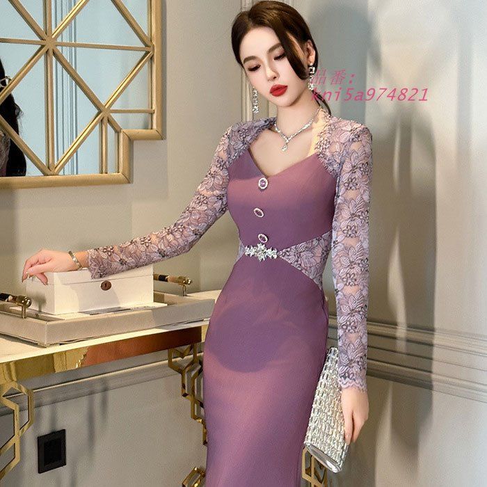 胸元開き前ボタン