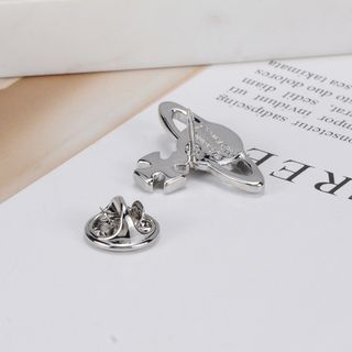 NEW DIAMANTE HEART CLUTCH PIN（ブローチ/コサージュ