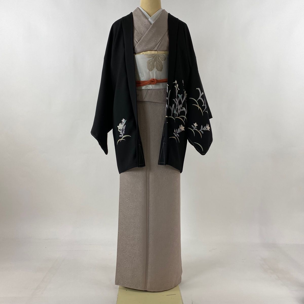 長羽織】山岡古都 染織美術品 薬墨染 天目織 御扇紋様 お召正絹 断る