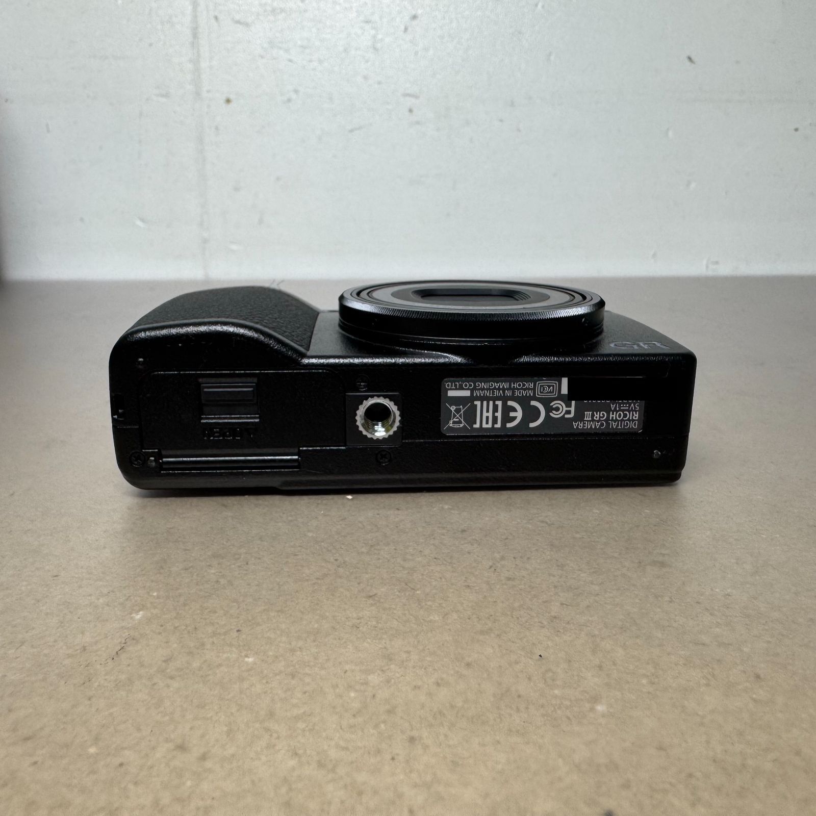 美品 リコー RICOH GR III ショット数382枚 おまけ付き C3648 60サイズ 