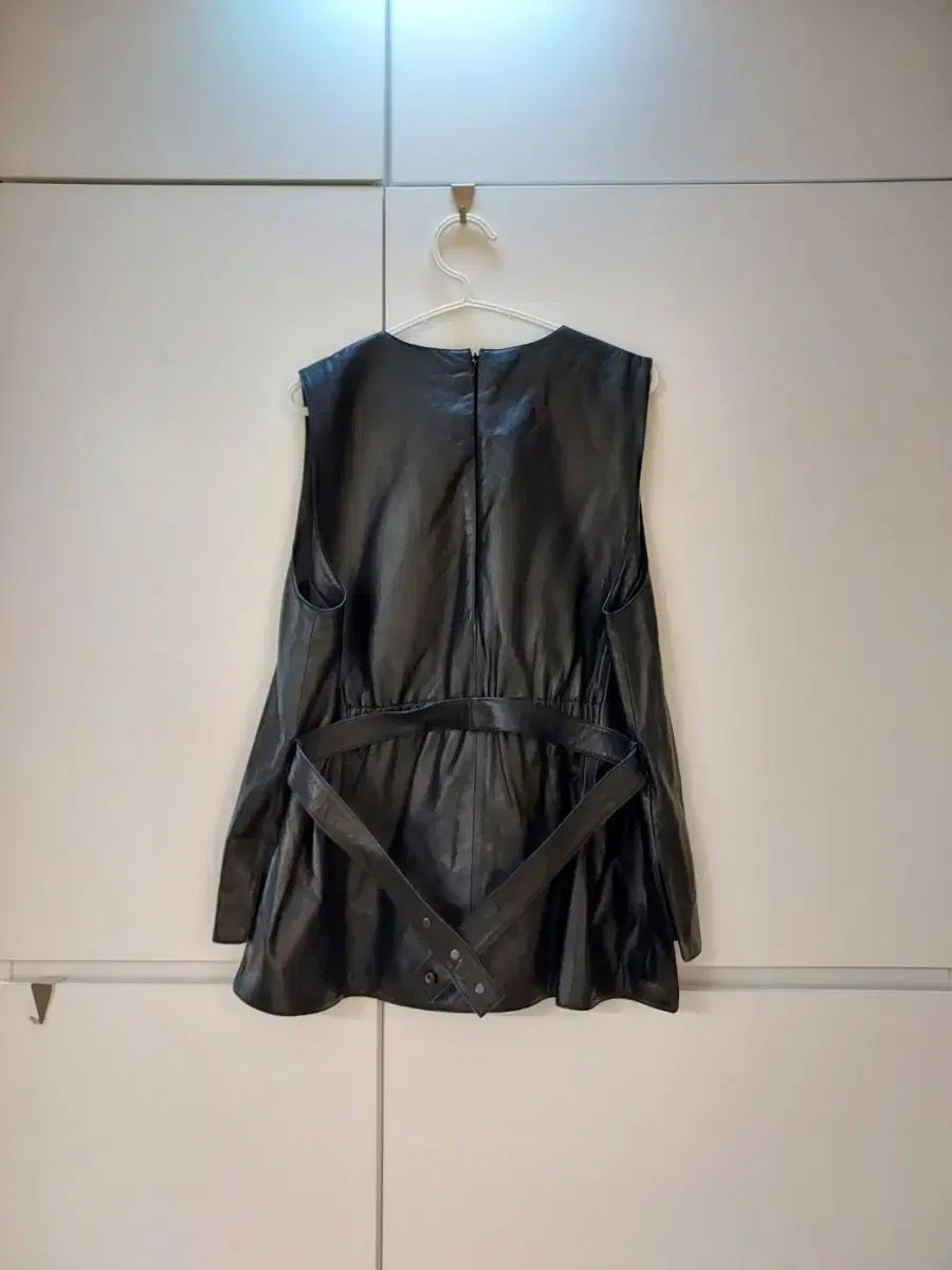 まで 黒