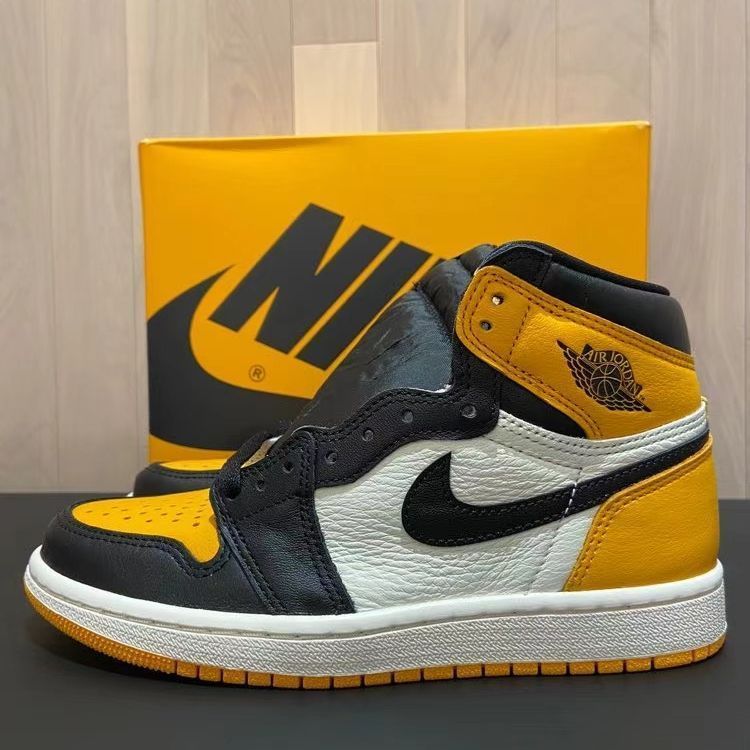 NIKE AIR JORDAN 1 RETRO HI OG pollen/white-black 555088-701 スニーカー ポレン イエロー  ブラック - メルカリ