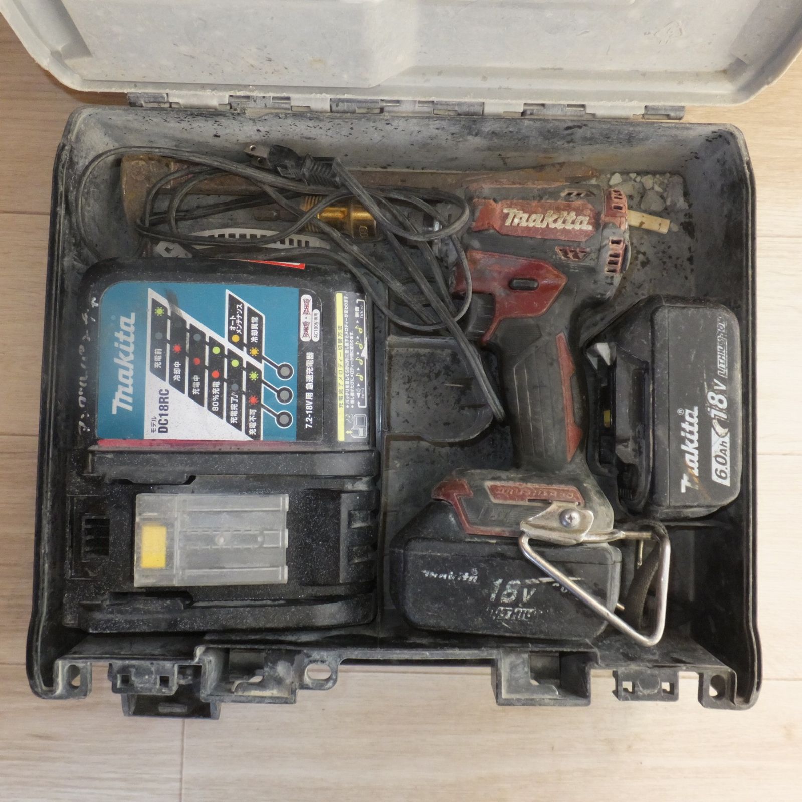 Makita - makita マキタTD171DGXAR充電式インパクトドライバー 新品未使用品 マキタ TD171DGXAR 18V 充電式インパクトドライバー 【廃番