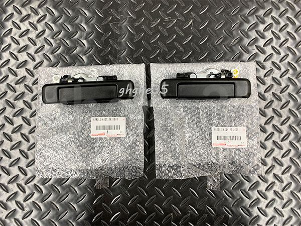 AE８６　ドアアウターハンドル　　新品 トヨタ TOYOTA 純正 新品 未使用 AE86 フロント ドア アウターハンドル